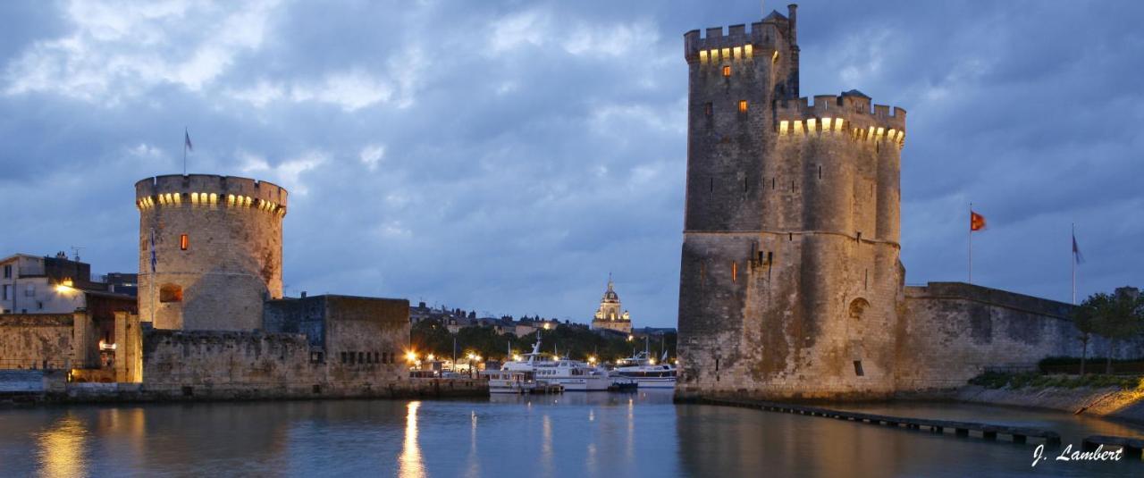 Chambre D'Hotes Les Bains Du BruantSaint-Porchaire エクステリア 写真