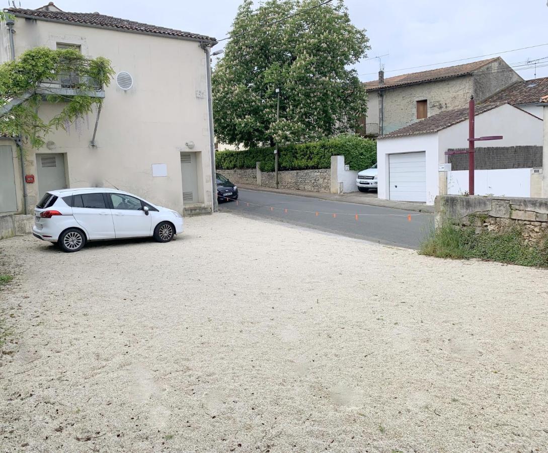 Chambre D'Hotes Les Bains Du BruantSaint-Porchaire エクステリア 写真